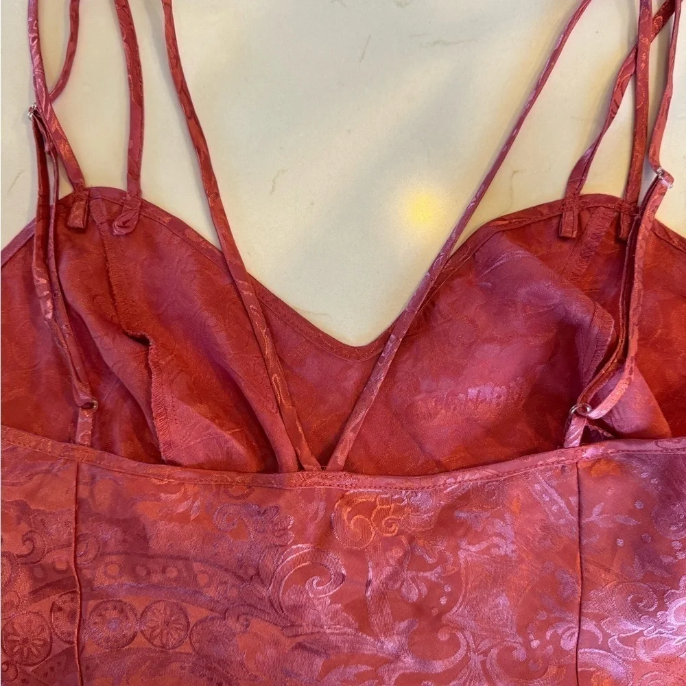 Vintage Victoria's Secret Polyester Camisole Slip / patterned / medium